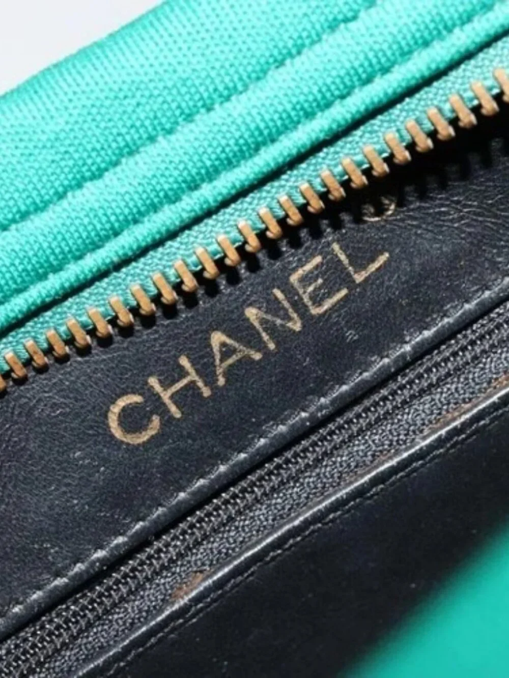 CHANEL Matelasse Chain Shoulder Bag Cotton Green Gold CC Auth bs35532